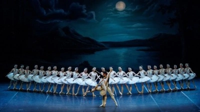 17. Uluslararası İstanbul Opera ve Bale Festivali "Kuğu G&ouml;l&uuml;" balesi ile sona erdi