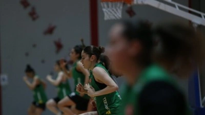 20 Yaş Altı &Uuml;mit Kız Milli Basketbol Takımı, Fransa'ya 69-44 mağlup oldu