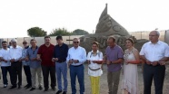 200 ton kumla '15 Temmuz' anıtı yapıldı