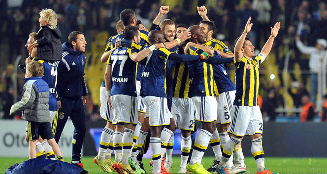 Fenerbahçe'nin galibiyeti sosyal medyayı salladı!