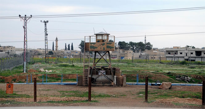 IŞİD, Türkiye-Suriye sınırına telsiz sistemi kurdu