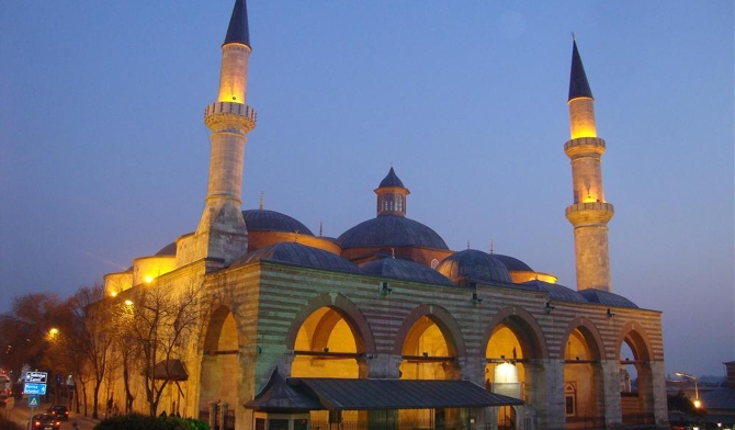 Selimiye’den sonra Ulu Cami de 24 saat açık duracak