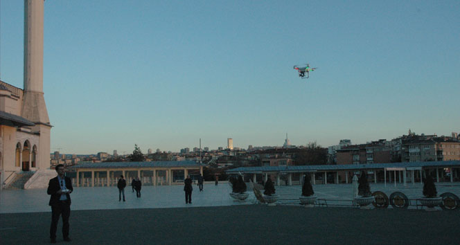 Genç mühendislerden canlı yayın yapabilen insansız hava aracı