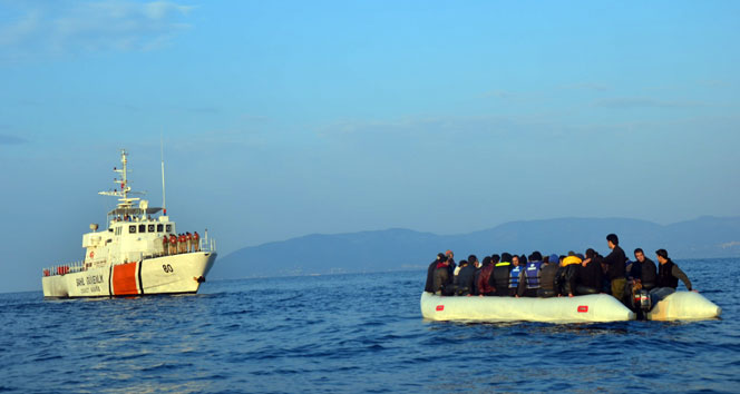 Türk Sahil Güvenlik ekipleri 513 göçmeni kurtardı