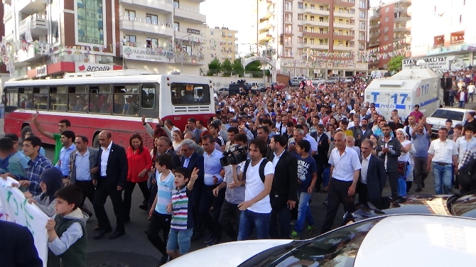 Saldırılara Diyarbakır’da protesto!