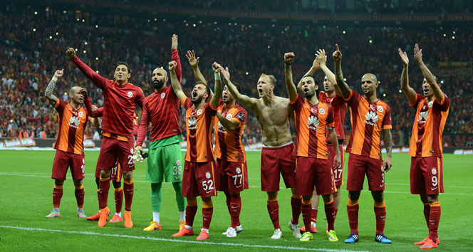Galatasaray'da şampiyonluk kutlaması ertelendi!