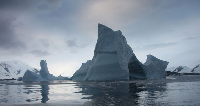 NASA’dan önemli uyarı: 10 bin yıllık Antarktika buzulu 2020’ye kadar yok olabilir