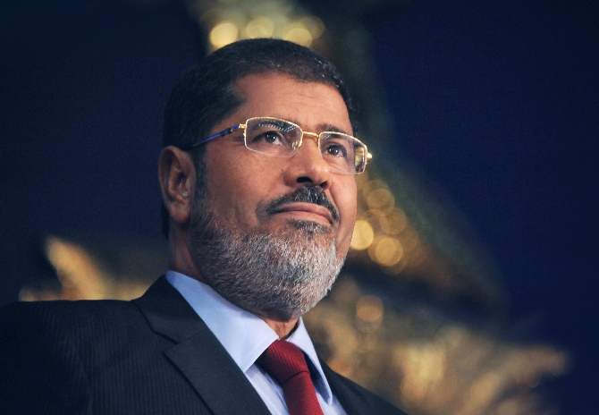 Darbeciler karar verdi, mahkemeleri de Mursi’ye idamı onayladı!