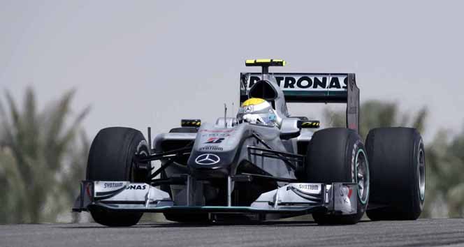 Avusturya Grand Prix'inde kazanan Nico Rosberg
