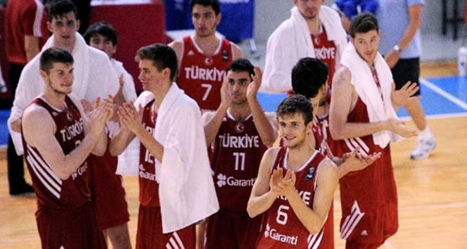 Milliler, Abdi İpekçi'de sahne alacak