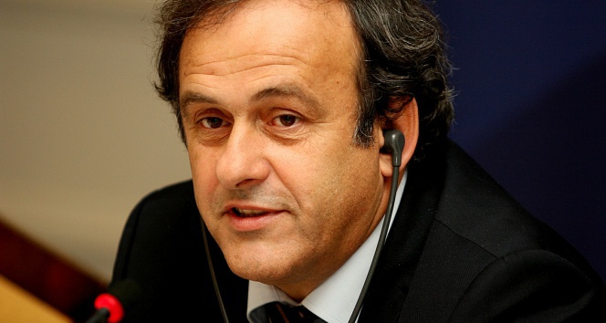 Platini, FIFA Başkanlığı'na adaylığını açıkladı