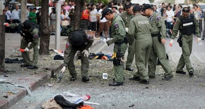 Bangkok&#039;ta bir kez daha bomba paniği