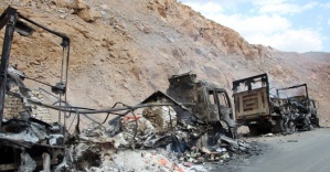PKK’lılar yine araç yaktı