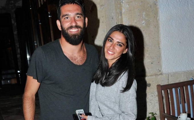 Arda Turan, aşk i&ccedil;in sınır tanımadı