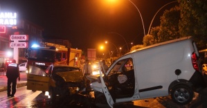Başkent’te iki ayrı kazada 7 kişi yaralandı