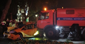 Beşiktaş’ta kontrolden çıkan temizlik aracı dehşet saçtı