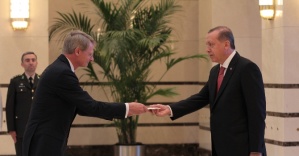 Büyükelçi Erdoğan’a güven mektubunu sundu