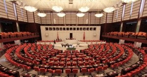 Meclis’te bir ilk: HDP’li vekilden Kürtçe önerge
