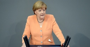 Merkel’den Suriyeli göçmenlerle ilgili flaş açıklama