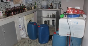 Adana’da sahte içki imalathanesi ortaya çıkartıldı