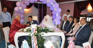 AK Partili Başkan MHP’li başkanın nikahını kıydı