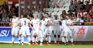 Beşiktaş Antalya’da gol oldu yağdı