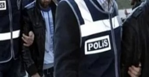 Uyuşturucu satıcılarına polis baskını: 25 gözaltı