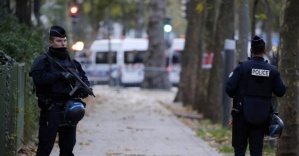 Paris’te terör operasyonu: 3 terörist öldürüldü