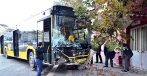 Şoför kalp krizi geçirdi, onlarca yolcu ölümden döndü&quot;