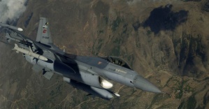 10 F-16 ile Suriye sınırında devriye uçuşu