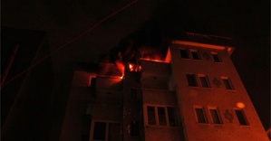6 katlı apartmanda yangın paniği