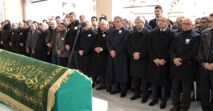 Abdullah Gül arkadaşının cenazesine katıldı