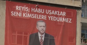 Erdoğan için ilginç pankart