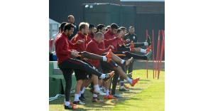 Galatasaray, Astana maçı hazırlıklarına başladı