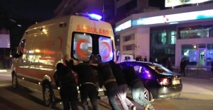 112 ambulansının imdadına vatandaşlar yetişti