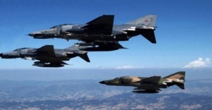 14 F-16’yla Suriye sınırında devriye uçuşu