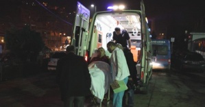 Polise çekiçli saldırı: 5 polis yaralı