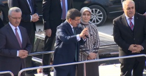 Başbakan’dan mini miting