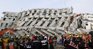 Depremde bilanço artıyor: 14 ölü