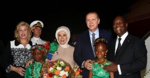 Cumhurbaşkanı Erdoğan’a Fildişi Sahili’nde de sevgi seli