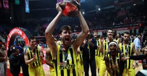 Fenerbahçe 5. kez kupanın sahibi