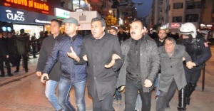 İzmir karıştı: HDP’li başkan da gözaltına alındı