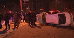 Şişli’de polisten kaçan araç 15 metreden aşağı düştü