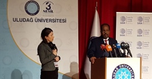 Somali Cumhurbaşkanı üniversite öğrencilerine seslendi