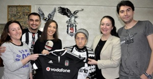 Beşiktaş’tan Meryem Nineye jest