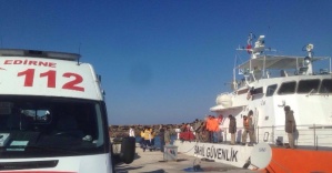 Ege’de 50 göçmeni taşıyan bot battı !