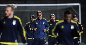 Fenerbahçe, Avrupa kaybının ardından derbiye kilitlendi