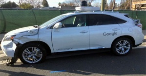 Google’ın sürücüsüz arabasının kaza görüntüleri ortaya çıktı!
