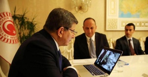 Başbakan Davutoğlu, Kılıçdaroğlu ile aynı tercihi yaptı