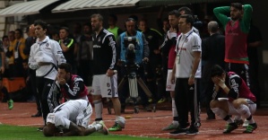 Beşiktaşlı futbolcular gözyaşlarını tutamadı
